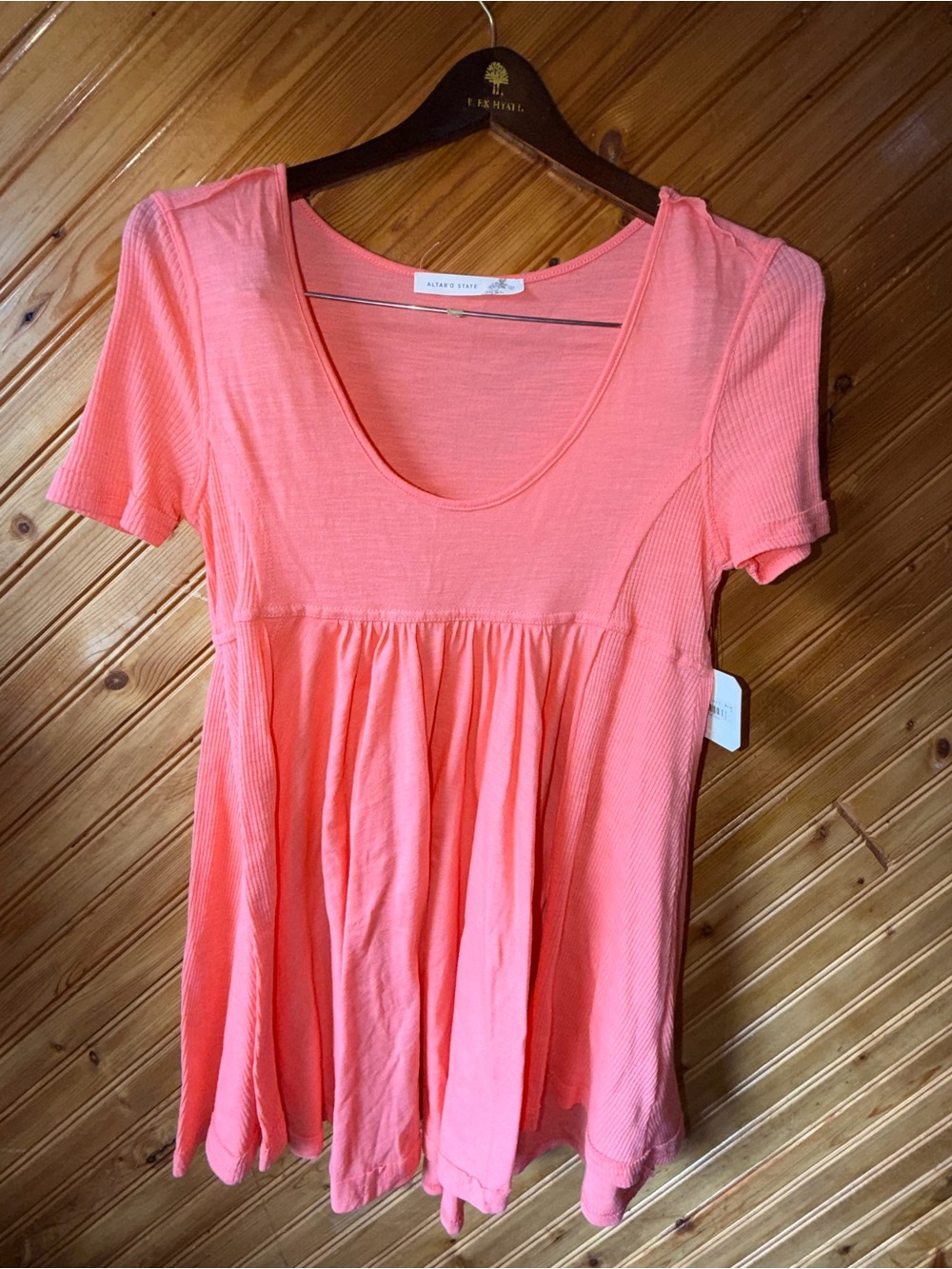 Altar'd State Coral Peach Scoop Neck Short Sleeve babydoll.